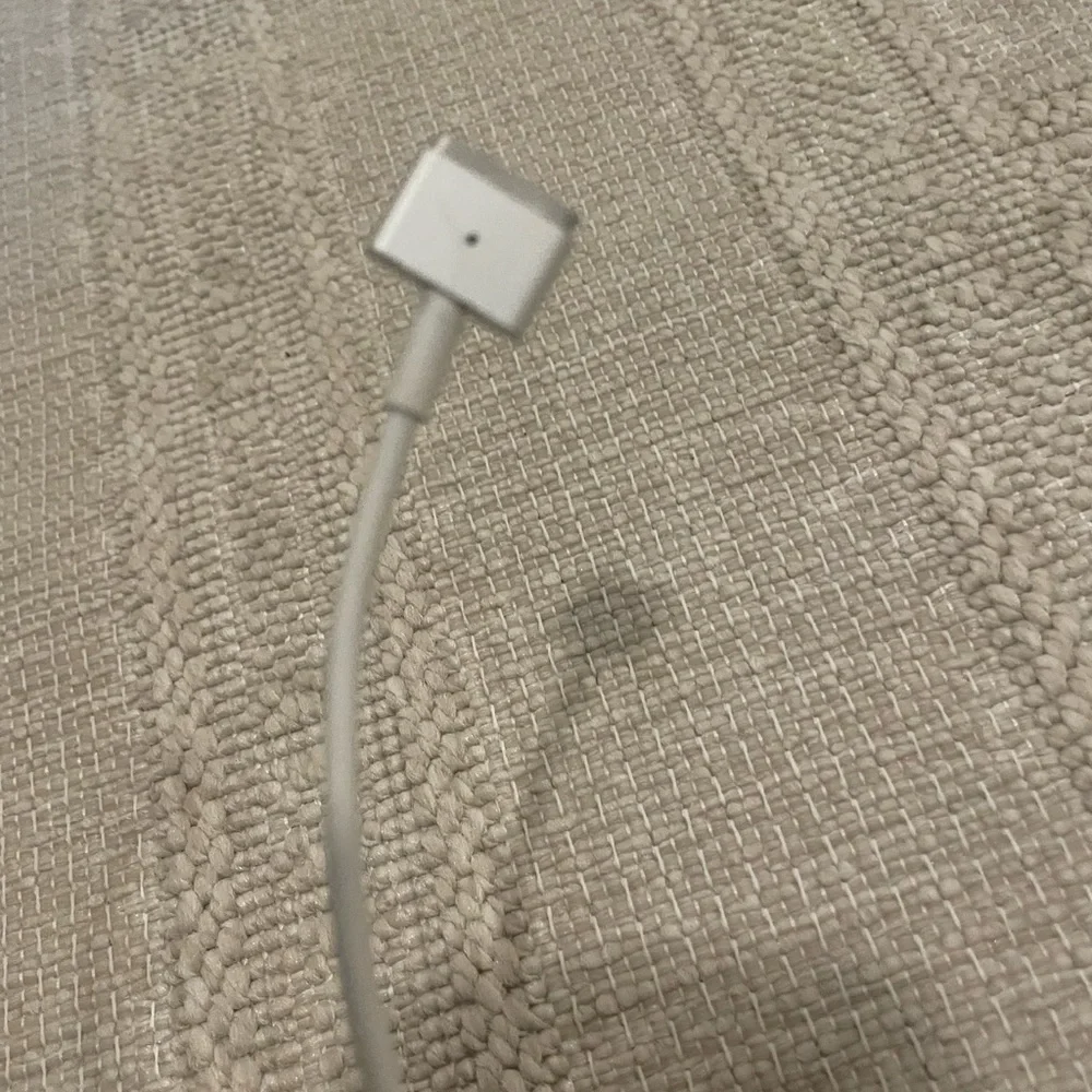 Apple Laptop Charger